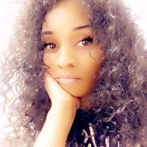 Meet your Posher, Dorthea